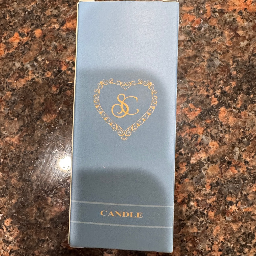 Sabrina Carpenter VIP candle